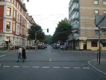  Bild: Kreuzung Kronprinzenstr. / Bilker Allee, Richtung Süden 