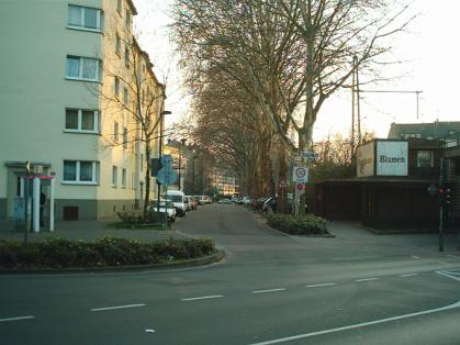  Bild: Kreuzung Ringelsweide / Oberbilker Allee / Färberstr., Richtung SüdenSüdwesten 