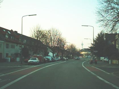  Bild: Kreuzung Fleher Str. / Dürener Str. / Grimlinghauser Str., Richtung Norden 