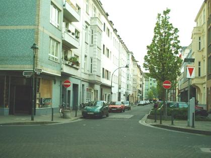  Bild: Kreuzung Jahnstr. / Kirchfeldstr., Richtung Süden 