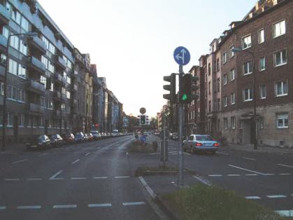  Bild: Kreuzung Erasmusstr. / Mecumstr. / Feuerbachstr., Richtung Norden 