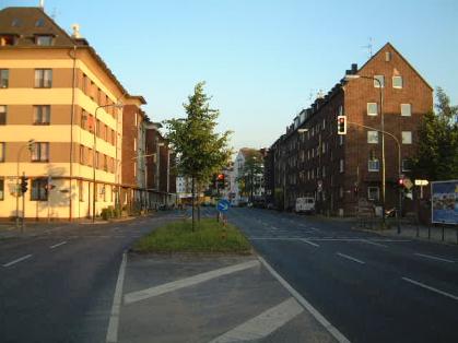  Bild: Kreuzung Mecumstr. / Fruchtstr., Richtung Süden 