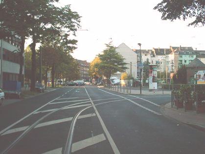  Bild: Kreuzung Merowingerstr. / Am Steinberg, Richtung Norden 