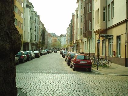  Bild: Kreuzung Gustav-Poensgen-Str. / Bunsenstr., Richtung Westen 