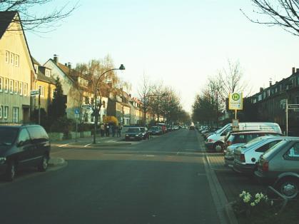  Bild: Kreuzung Volmerswerther Str. / Dormagener Str., Richtung Süden 